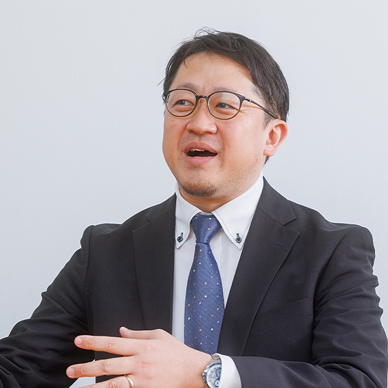篠崎 貴司さん